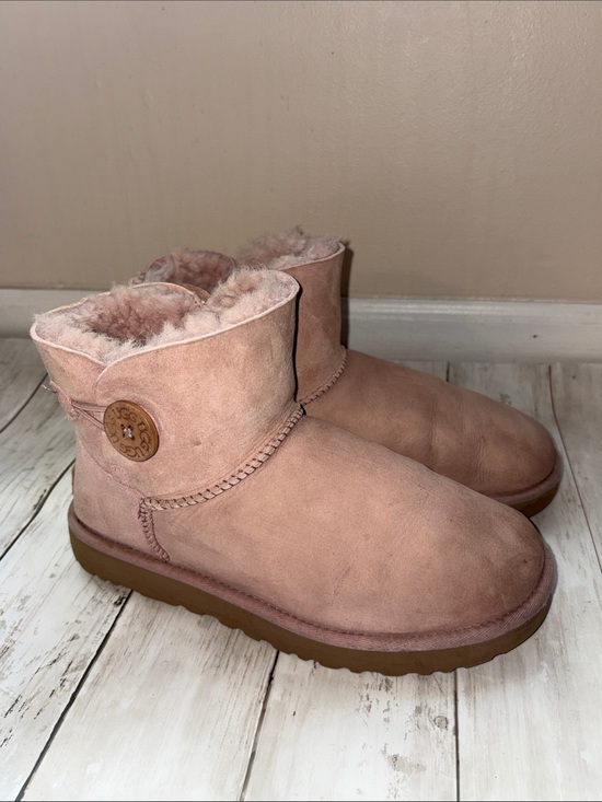 UGG Shoes - UGG Classic Mini Button Suede Boots - Dusty Pink size 8 pre-owned